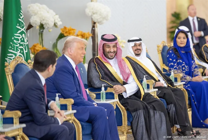 Bin Salman spreekt met Trump en CEO's over deals