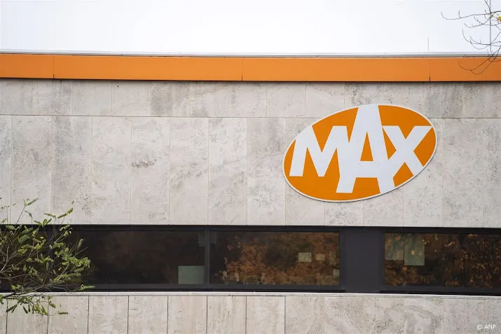 Omroep MAX stopt met drie programma's door bezuinigingen