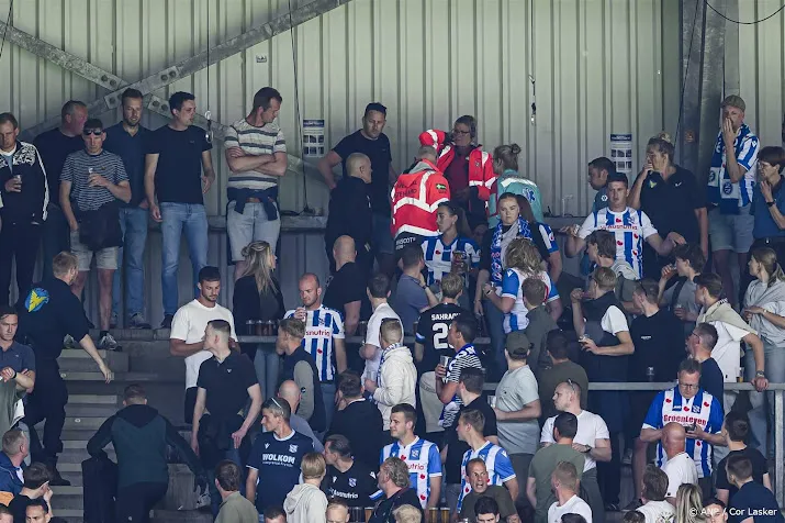 Duel Heerenveen - Feyenoord door medische noodgevallen gestaakt 