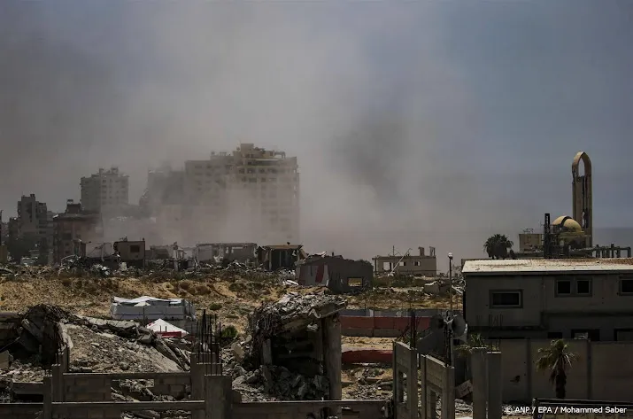 Israël stuurt grondtroepen Gazastrook in