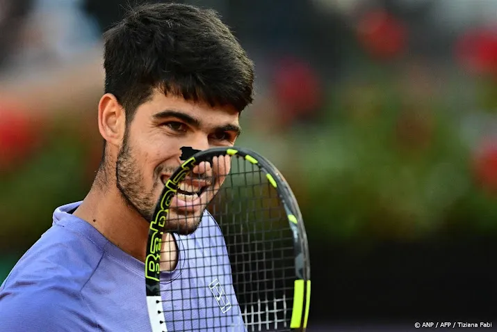 Tennisser Alcaraz verslaat teruggekeerde Sinner in finale Rome
