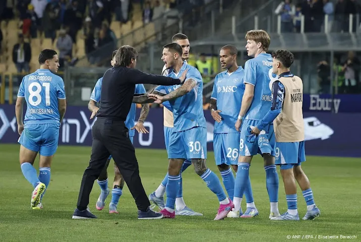 Trainers titelkandidaten Napoli en Inter geschorst voor slotduel