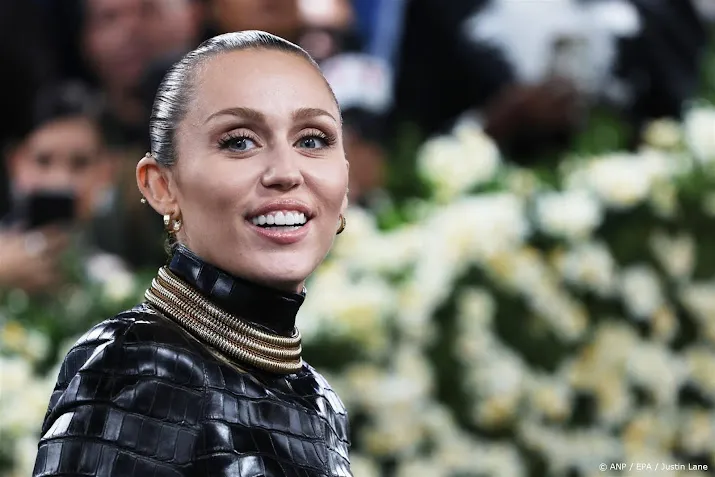 Miley Cyrus liep 'verschrikkelijke ontsteking' op bij filmopnames