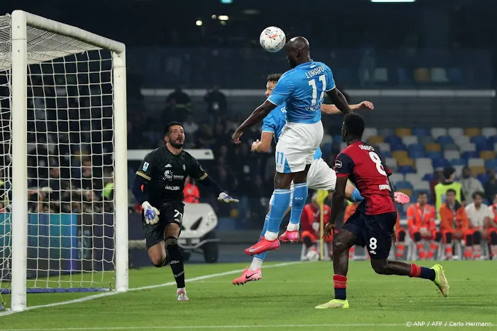 Napoli voor vierde landskampioen na zege op Cagliari 