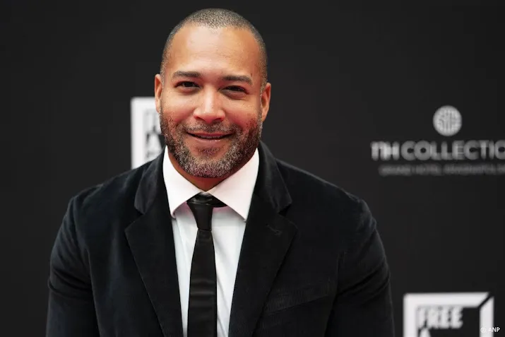 Everon Jackson Hooi tijdelijk vervangen in GTST na reisongeluk.