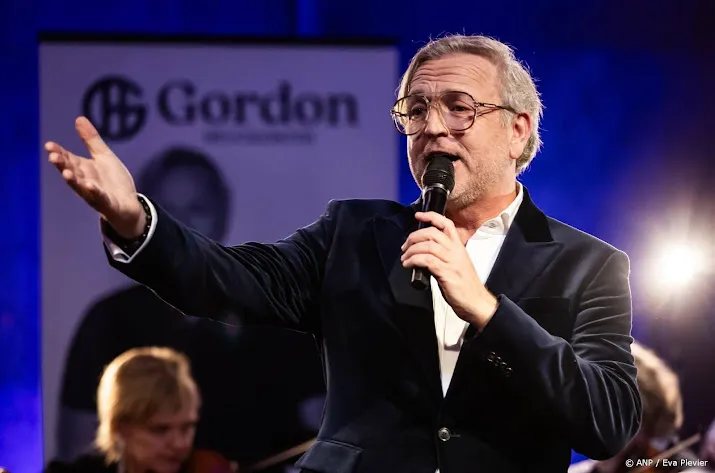 Gordon wil graf Whitney Houston gaan onderhouden
