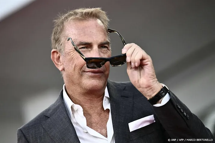 Kostuumbedrijf wil geld zien van Kevin Costner voor cowboyepos
