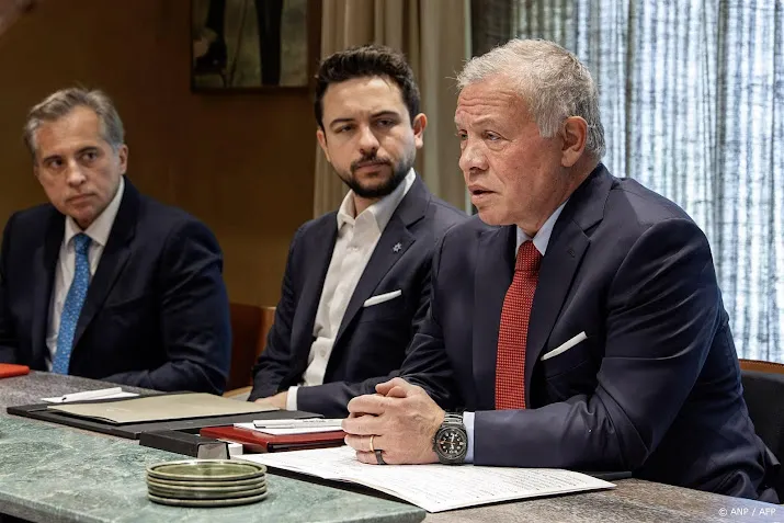 Abdullah ontvangt deel van door Israël geweigerde ministers