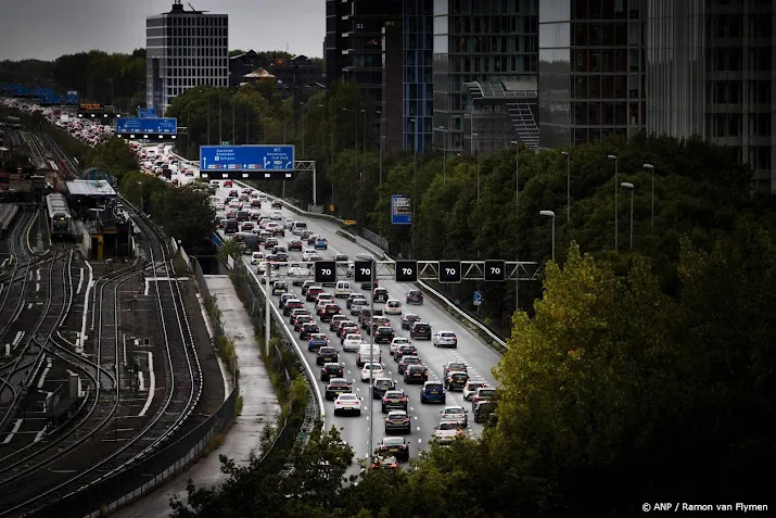 Vrijdag mogelijk drukke avondspits wegens Pinksteren en regen