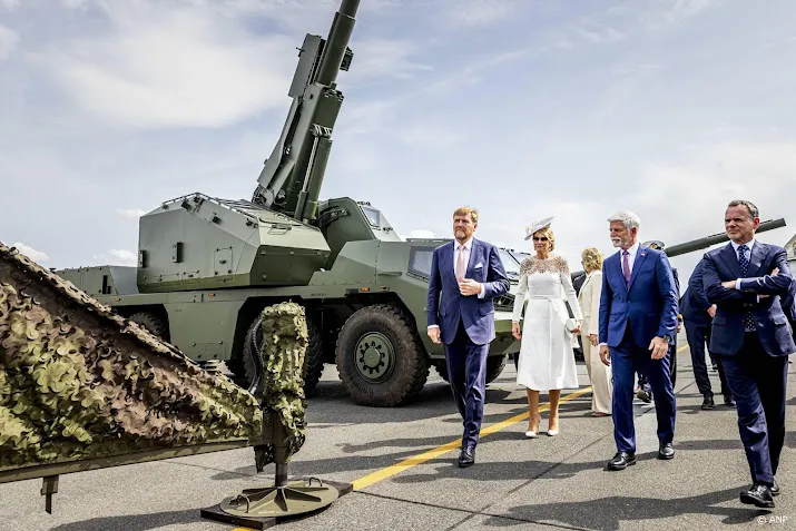 Koning onder de indruk van defensiematerieel voor Oekraïne 