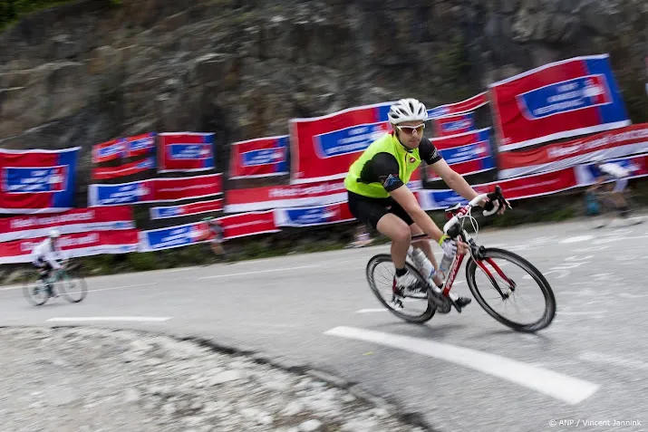 Deelnemers Alpe d'HuZes halen 19 miljoen euro op