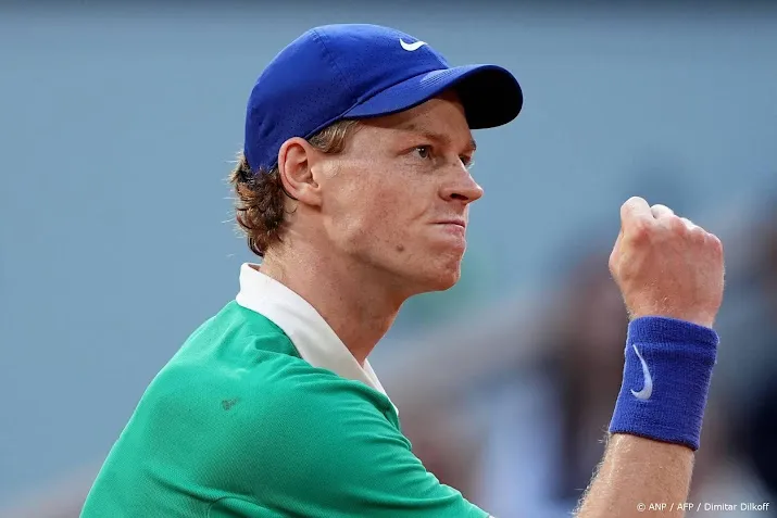 Sinner verslaat Djokovic en treft Alcaraz in finale Roland Garros