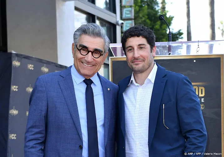 Jason Biggs kroop in vuilnisbak voor cocaïne