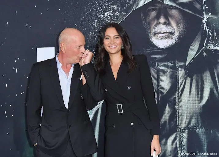 Bruce Willis kreeg hulp op set tijdens beginstadium van dementie 