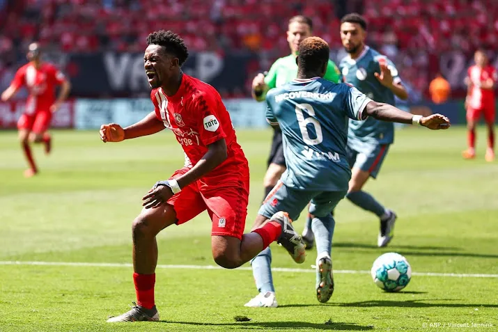 NEC haalt vleugelaanvaller Misidjan (31) terug naar Eredivisie