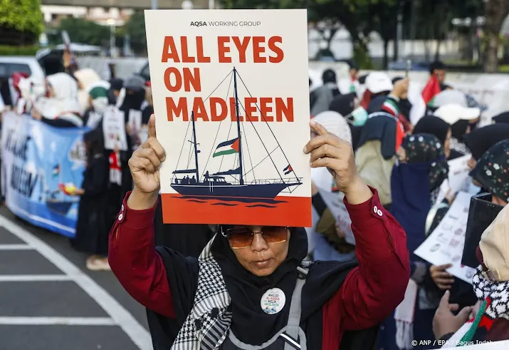 Kapitein hulpschip Madleen maandag terug naar Nederland