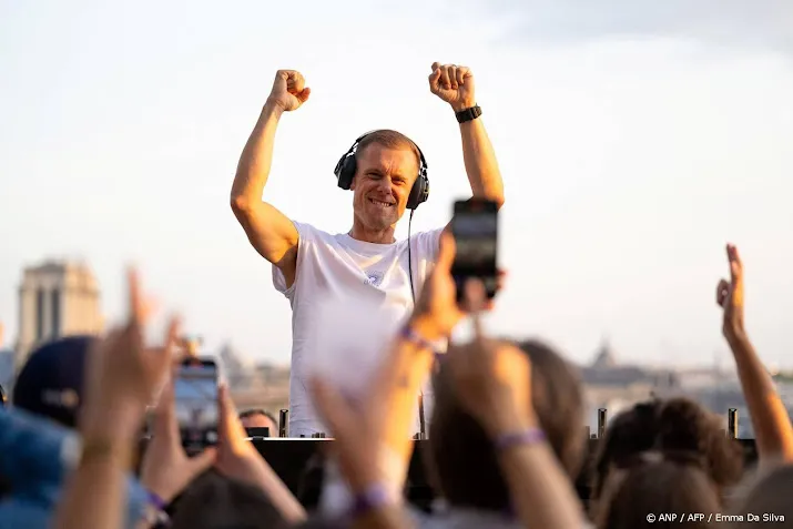 Armin van Buuren keek 'lelijke beest' in de bek voor nieuw album