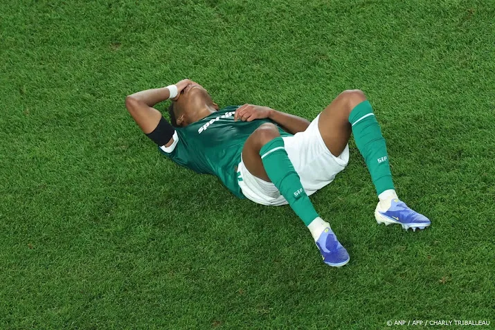 Chelsea via eigen doelpunt Weverton naar halve finale WK clubs