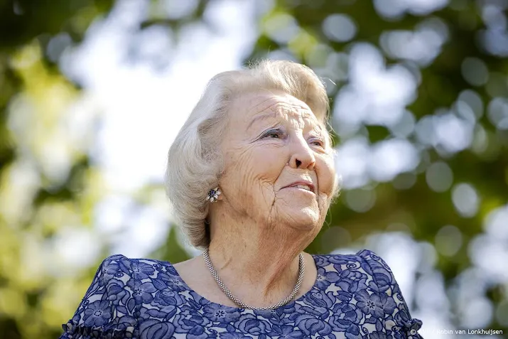 Beatrix viert jubileum Stichting Paardrijden voor Gehandicapten