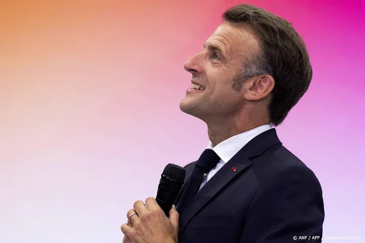 Macron begint aan staatsbezoek aan Verenigd Koninkrijk