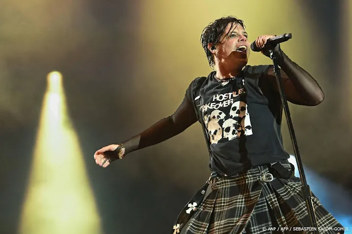 YUNGBLUD cancelt optreden om amandelontsteking