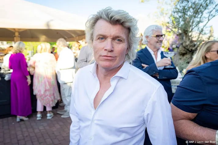 Hans Klok doet sabelact donderdagavond voor eerst sinds ongeluk