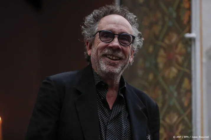 Tim Burton vond werken met Lady Gaga aan Wednesday 'inspirerend'
