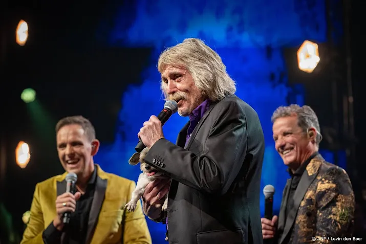John de Bever op stap met Johan Derksen: was gezellig gisteren