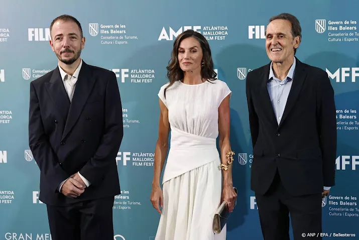 Letizia eert componist Alberto Iglesias op filmfestival Mallorca