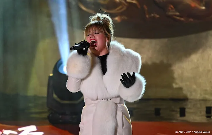 Kelly Clarkson stelt optredens Las Vegas uit wegens ziekte ex-man