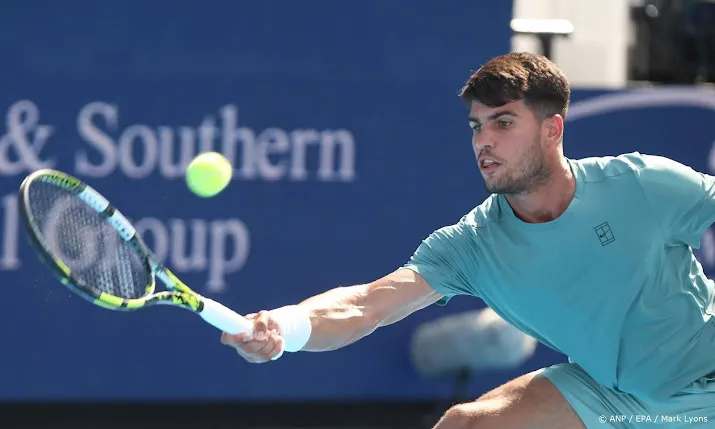 Moeizame zege Alcaraz in eerste partij sinds Wimbledon