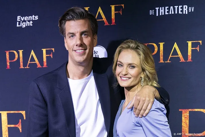 Rob Kemps en Stephanie Klaver getrouwd in Parijs 