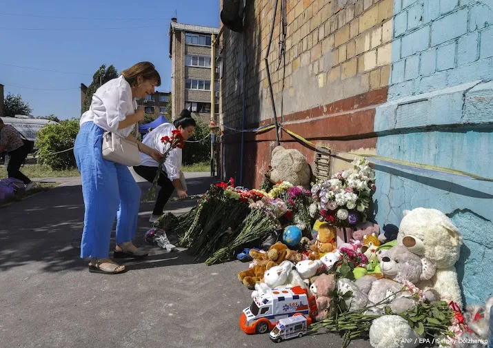 Reddingswerkers ronden berging na grote aanval Kyiv af: 25 doden