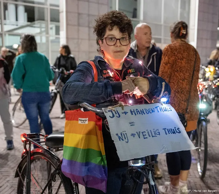 Met fietsacties naar onveilige plekken eisen vrouwen de nacht op