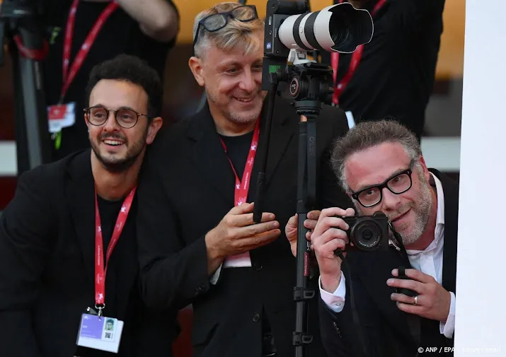 Seth Rogen doet in Venetië research voor tweede reeks The Studio