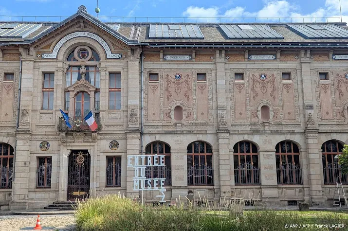 Porseleinen pronkstukken gestolen uit Frans museum