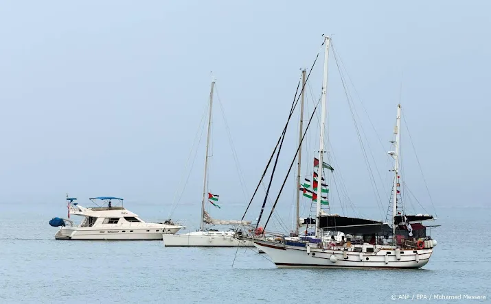 Hulpvloot richting Gaza: schip mogelijk geraakt door drone