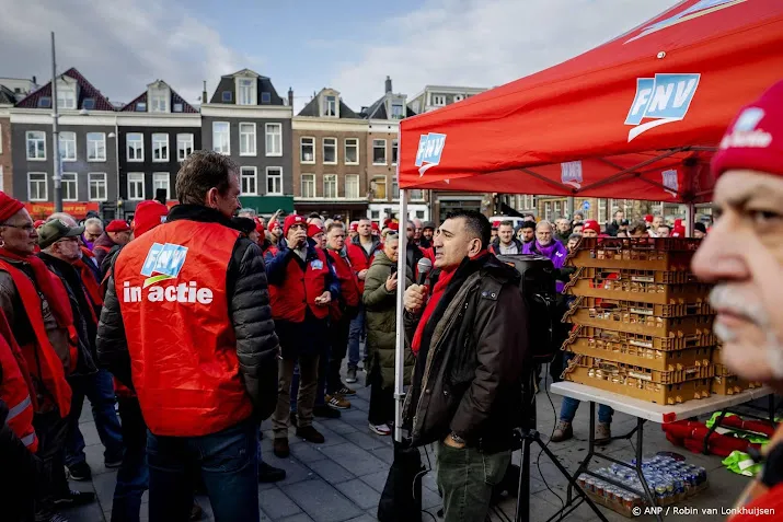 FNV wil 6 procent loonsverhoging voor koopkrachtverbetering
