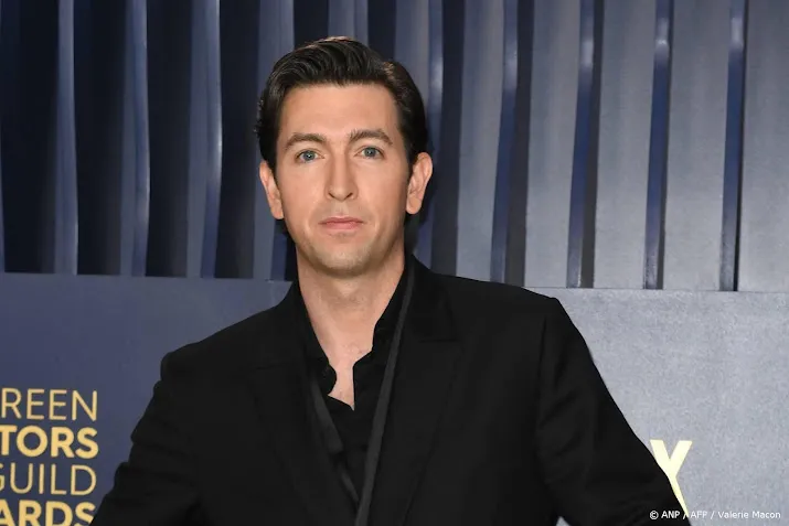 Rechter verbiedt acteur Nicholas Braun alcohol en drugs