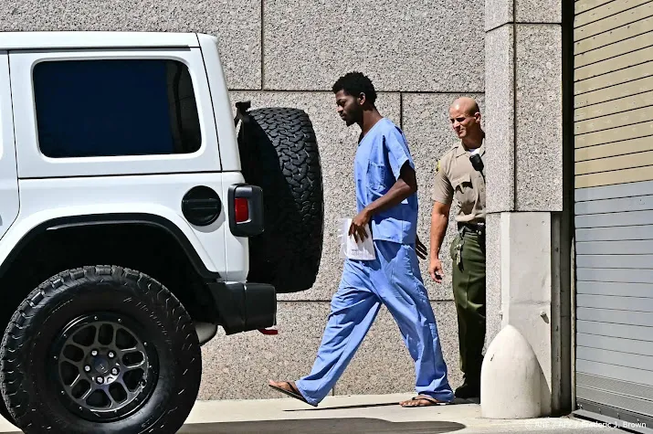 Lil Nas X wordt na arrestatie behandeld in instelling