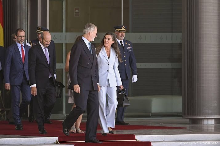 Felipe en Letizia verwelkomd door Egyptische president El-Sisi