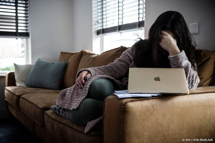 Vrouwen verbergen hormonale klachten vaak op het werk