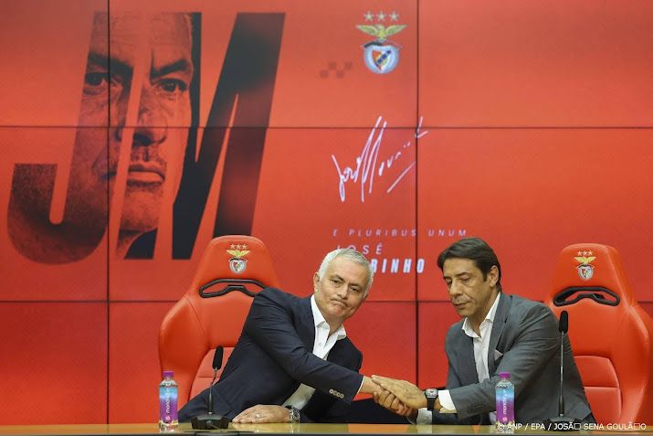 Benfica stelt Mourinho aan als opvolger van Lage 