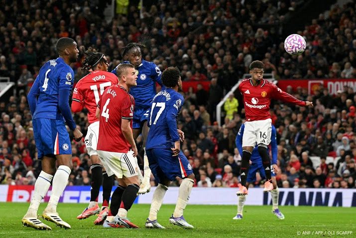Manchester United brengt Chelsea eerste nederlaag toe 