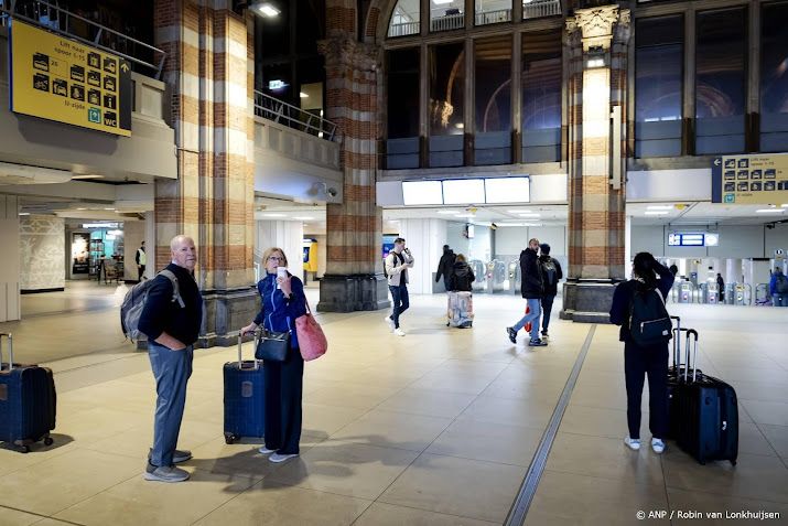 ProRail: treinreiziger moet weerbericht en reisplanner raadplegen