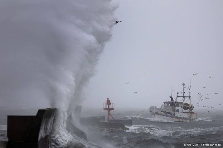 Europese waarschuwingen voor harde wind door storm Benjamin