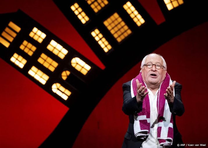 Youp begrijpt niet waarom Laureij moeilijk deed over hulphond