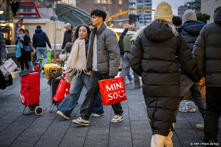 Detailhandel zet 3,8 procent meer om, ook volume stijgt