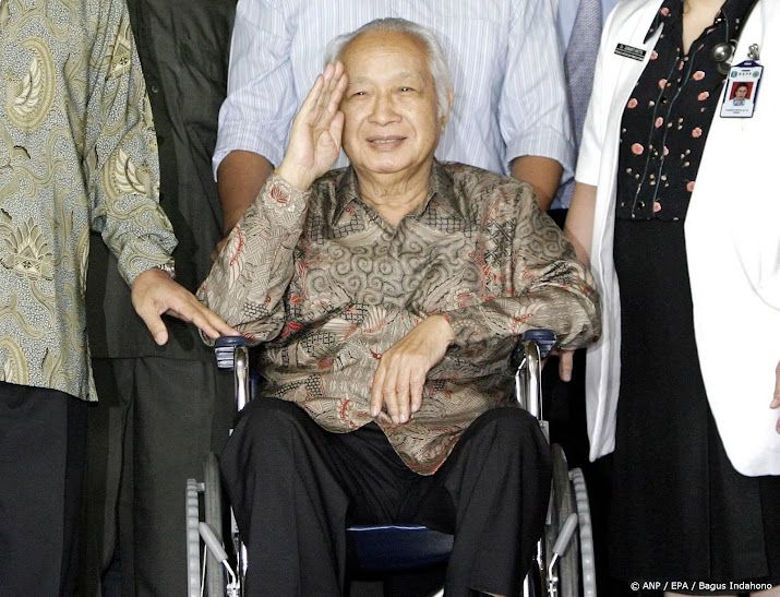 Petitie in Indonesië tegen benoeming Soeharto tot nationale held