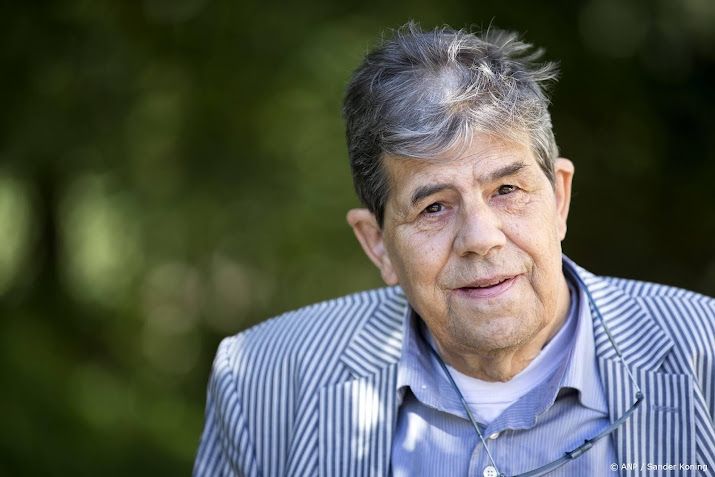 Joost Prinsen herdacht in advertenties van weekendkranten